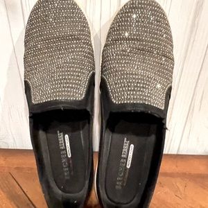 Skecher shoes black silver adornment! Black leather Sz 11